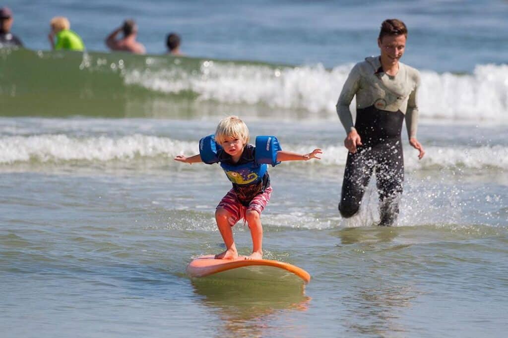 Florianopolis Weather in February: photo of surfing on Praia da Barra da Lagoa
