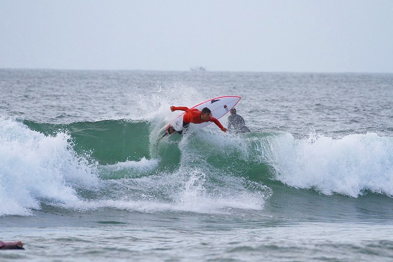 Florianopolis Weather: Photo surfing in Floripa.