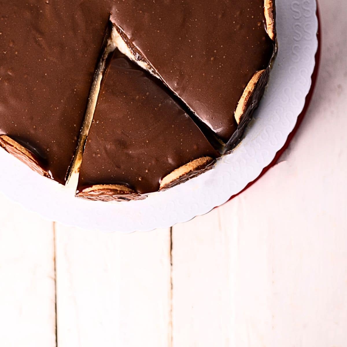 Local Brazilians preparing German pie, a Christmas delight